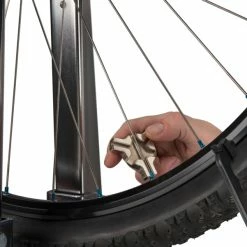 Bike Hand Pedals Park Tool TRIPLE SPOKE WRENCH